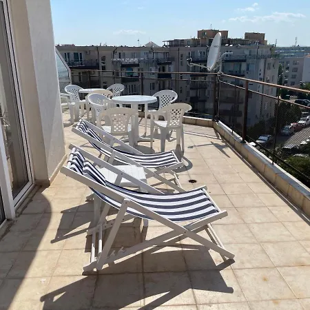 Апартаменти 1-bedroom On The 6th Floor With Large Balcony Сонячний Берег