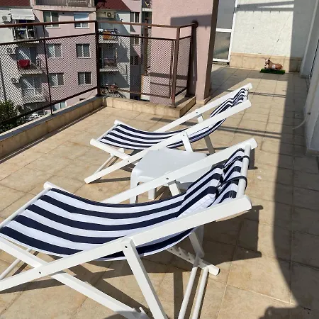 1-bedroom On The 6th Floor With Large Balcony Apartmán