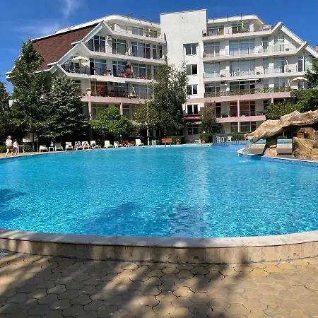 1-bedroom On The 6th Floor With Large Balcony Апартаменти *