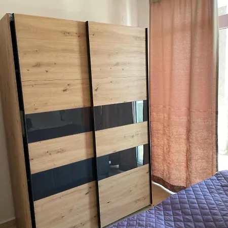 Апартаменти 1-bedroom On The 6th Floor With Large Balcony *